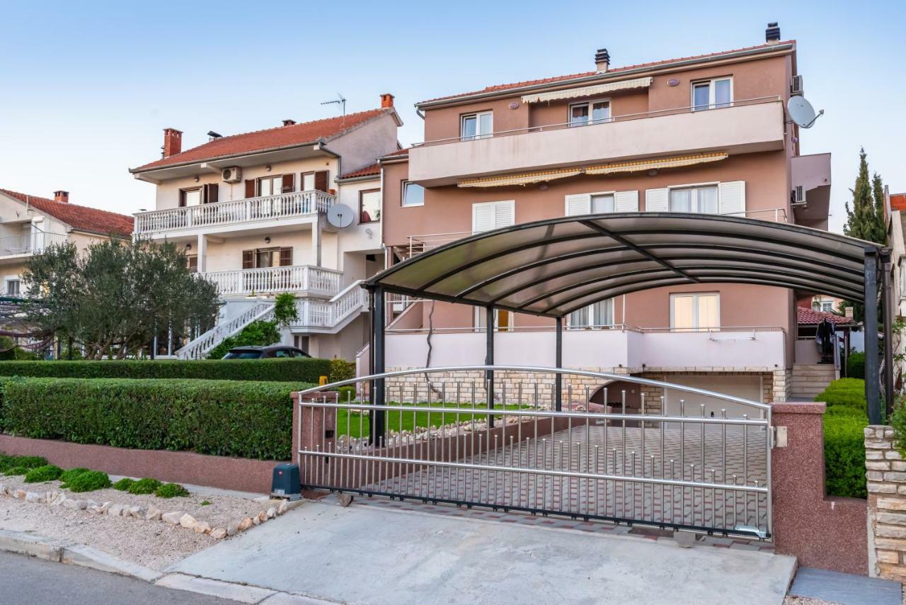 Apartment Adrian Biograd Na Moru Exterior photo